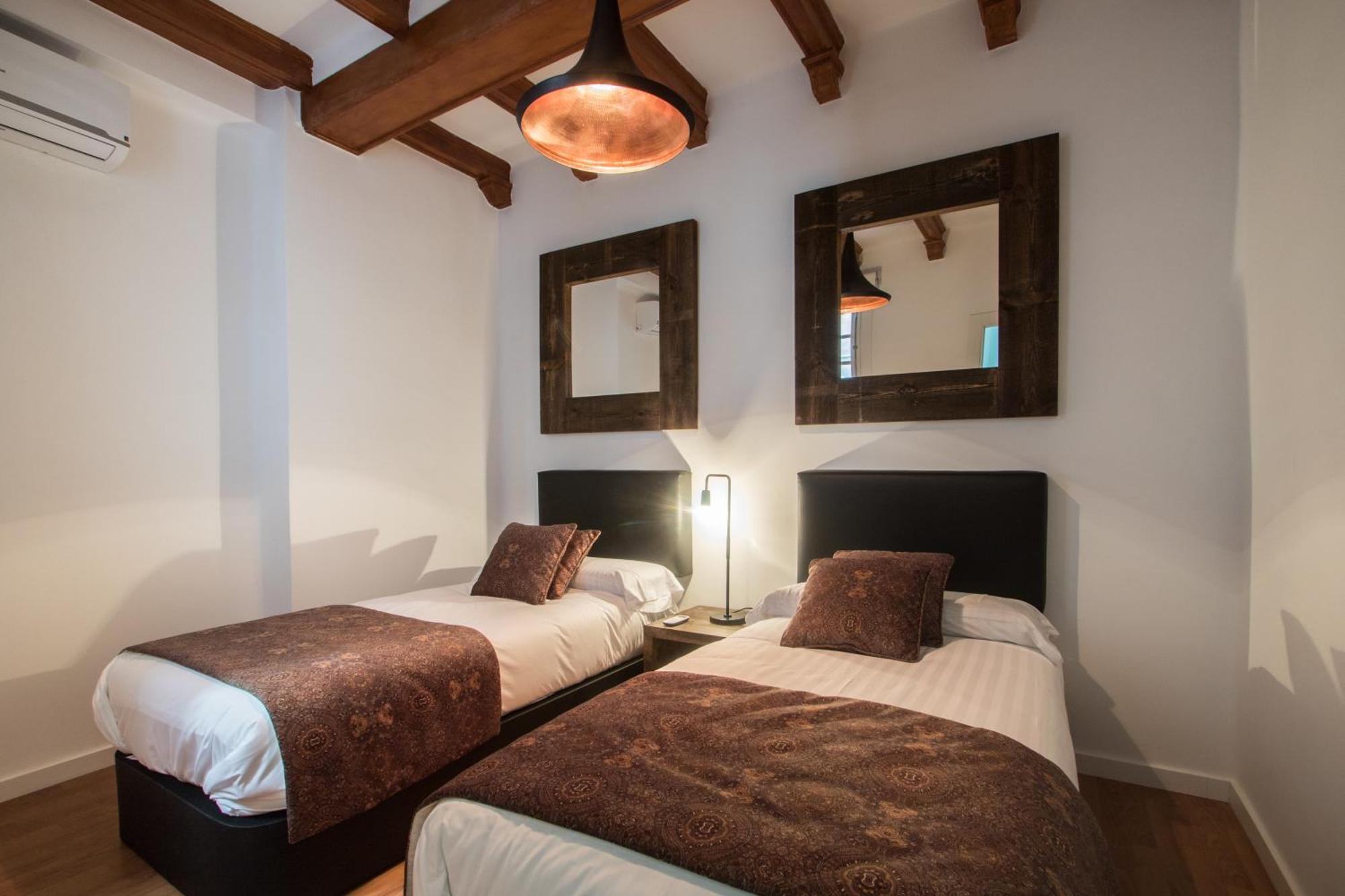 Valencia Luxury - Boutique Center Apartment Room photo